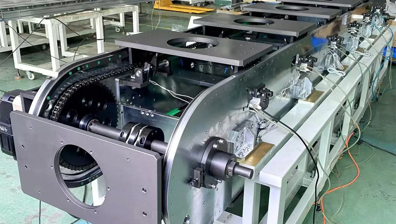 Precision - Driven Curved Rails Vertical Conveyor
